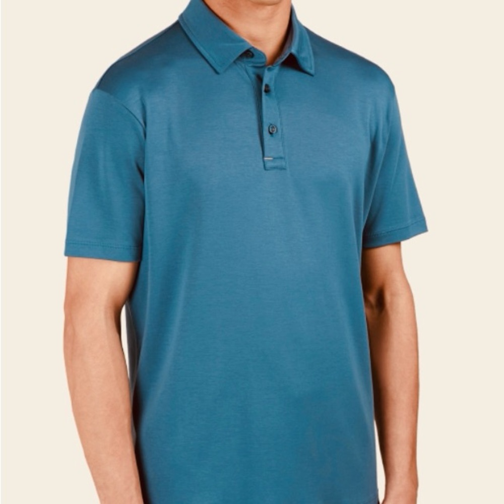 Lululemon Evolution Polo Shirt. Size M